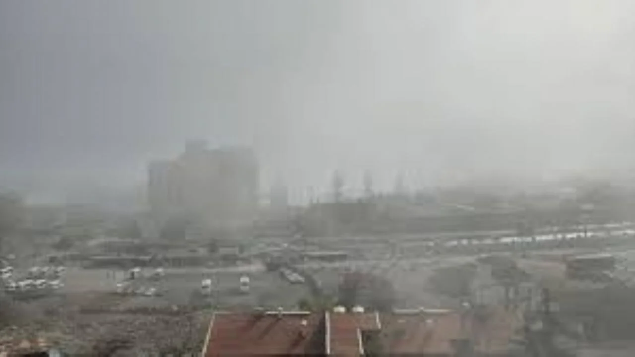 Trabzon'da yoğun sis nedeniyle uçuşlar iptal edildi