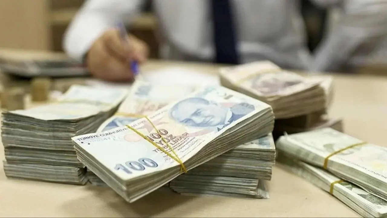 Türk Lirası değer kazanıyor: Türkiye'ye yatırımcı güveniyor!