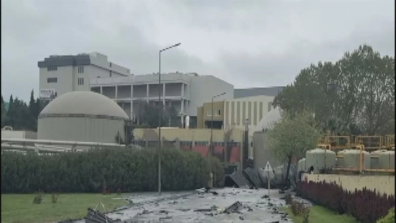 Tuzla'daki arıtma tesisinde patlama
