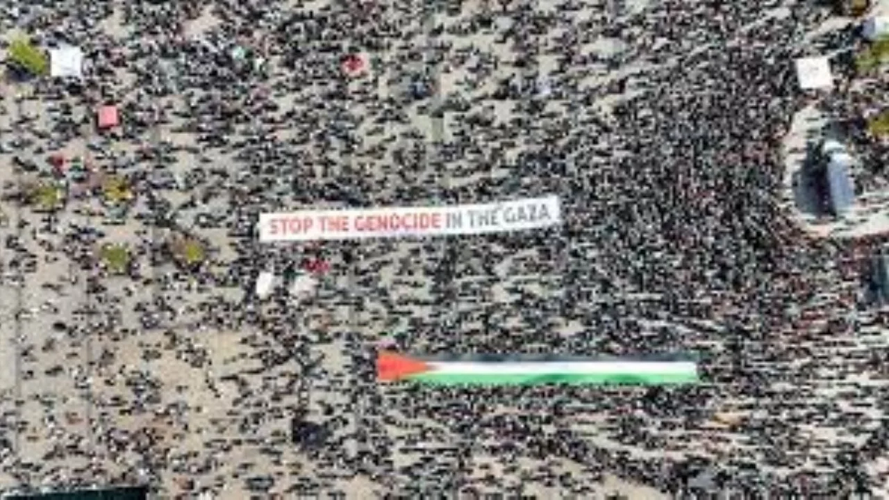 Üsküdar'da 'Gazze Ölüyor! Ayağa Kalk!' yürüyüşü düzenlendi