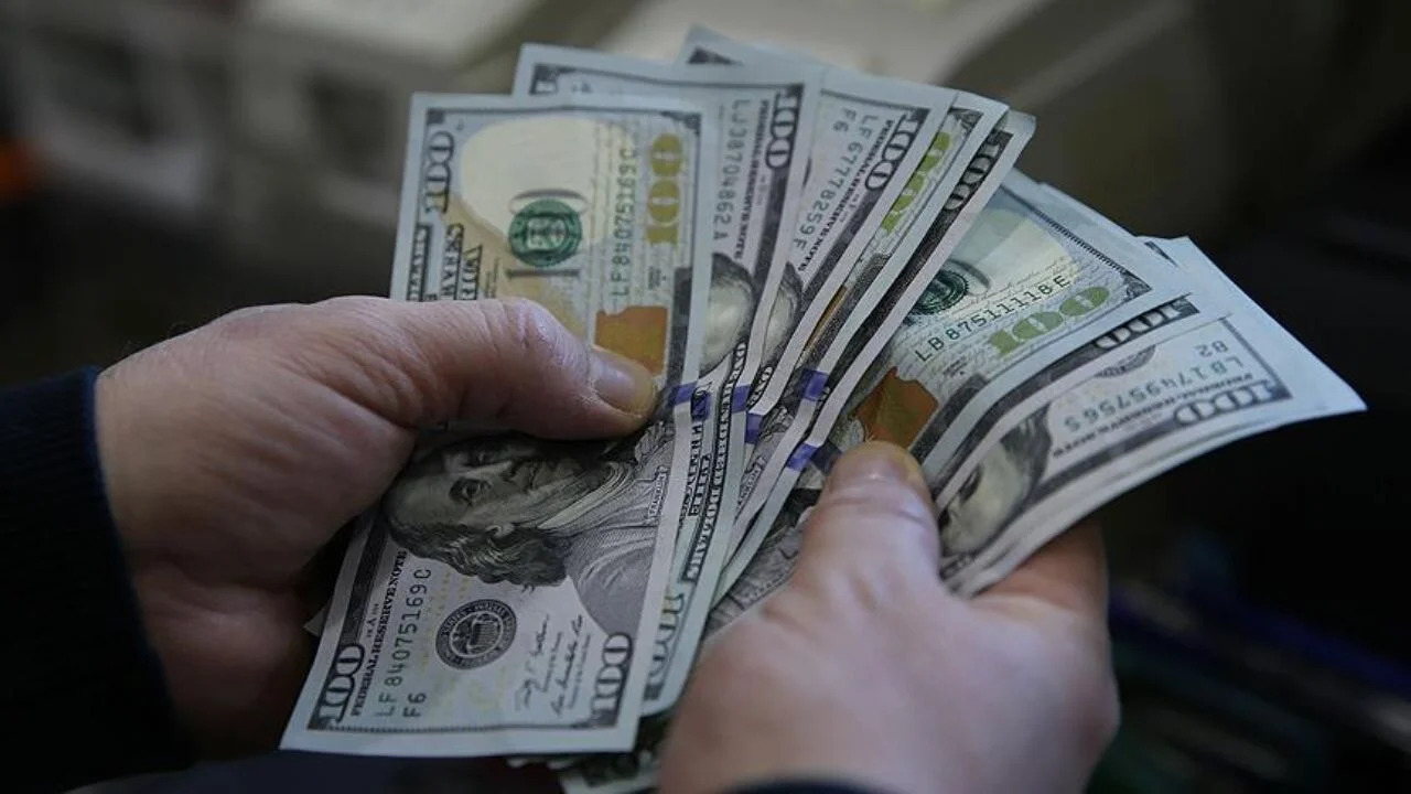 ABD'den ülkesine dönmek isteyene bin dolar teklif