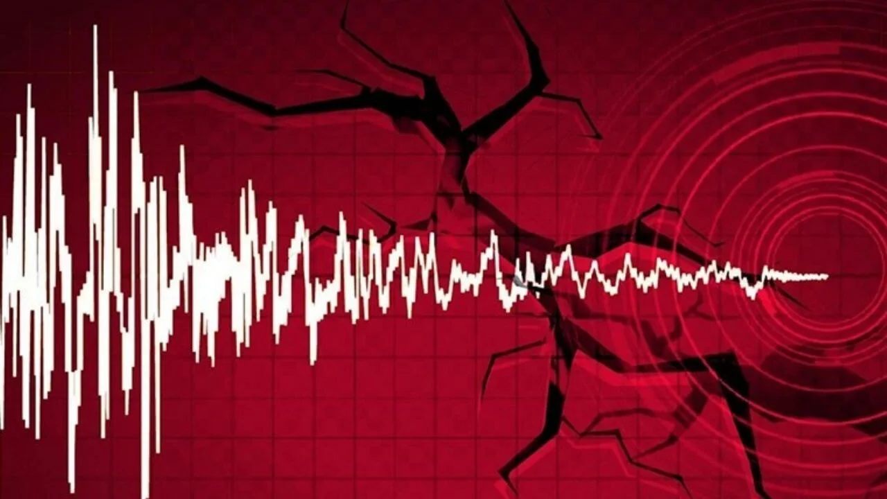 Antalya'da korkutan deprem