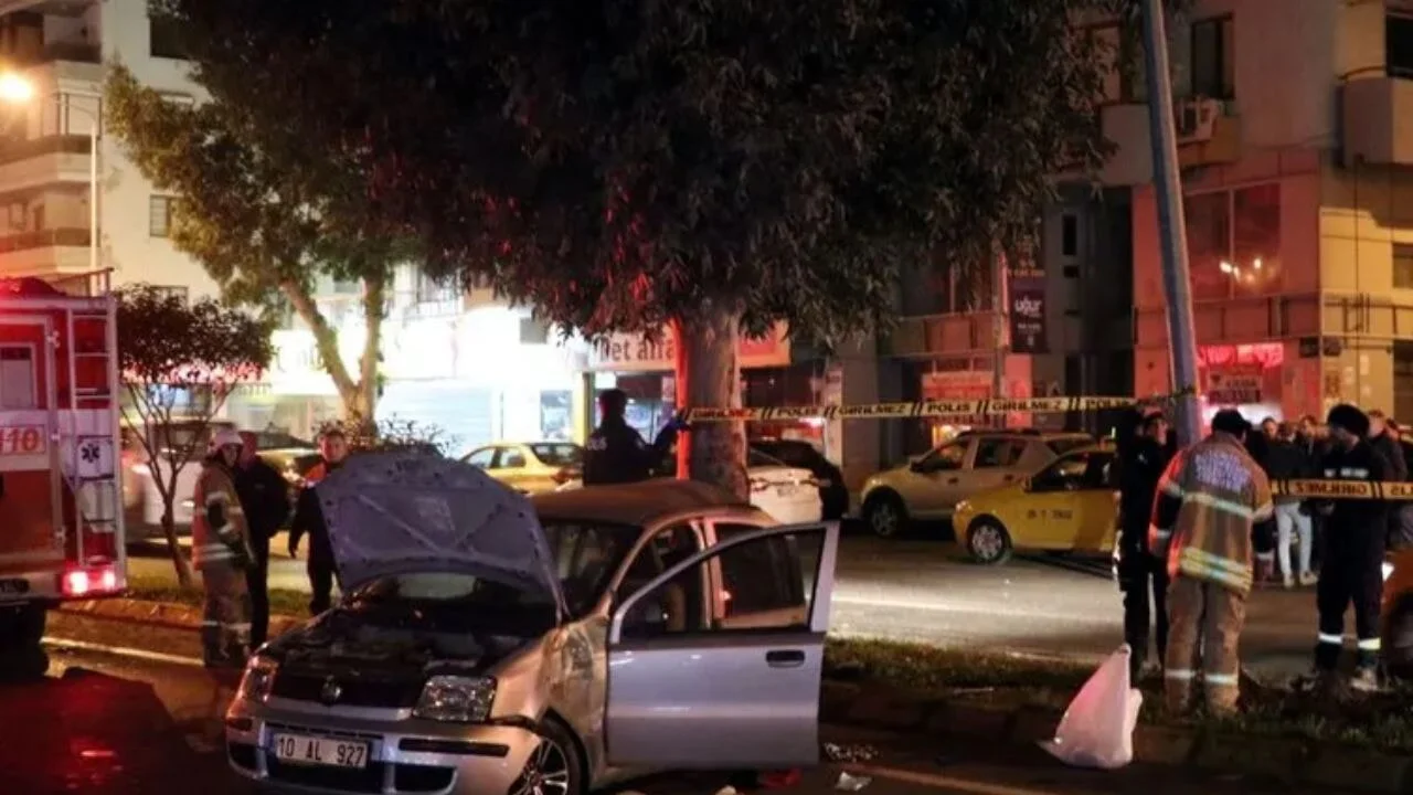 Antalya Gazi Bulvarı'nda feci kaza