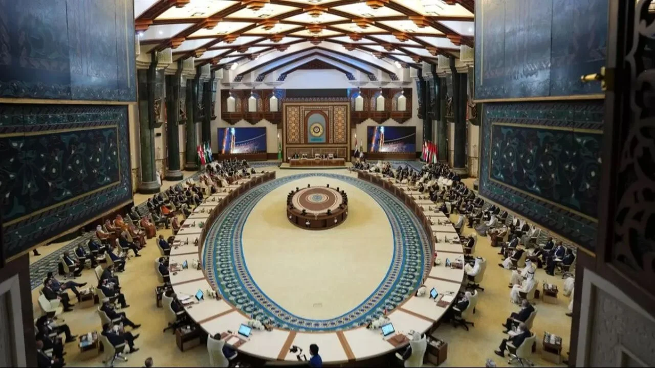 Bağdat'taki Arap Zirvesi'nde Gazze, Suriye ve Sudan için sert açıklama