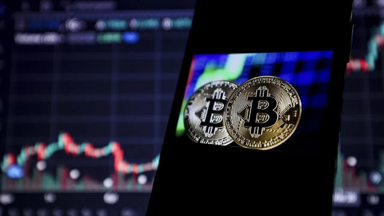 Bitcoin'de 100 bin dolara doğru satış sinyali