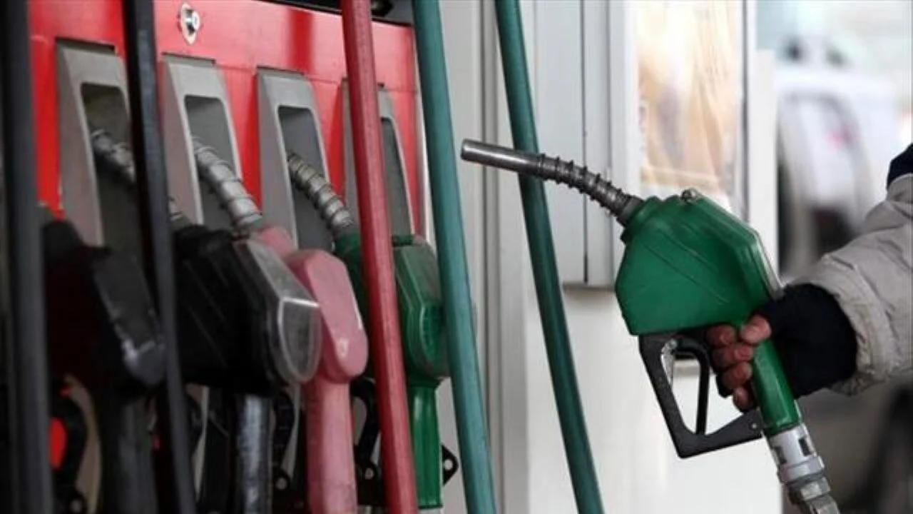 Brent petrol yükseldi, akaryakıta zam geliyor!