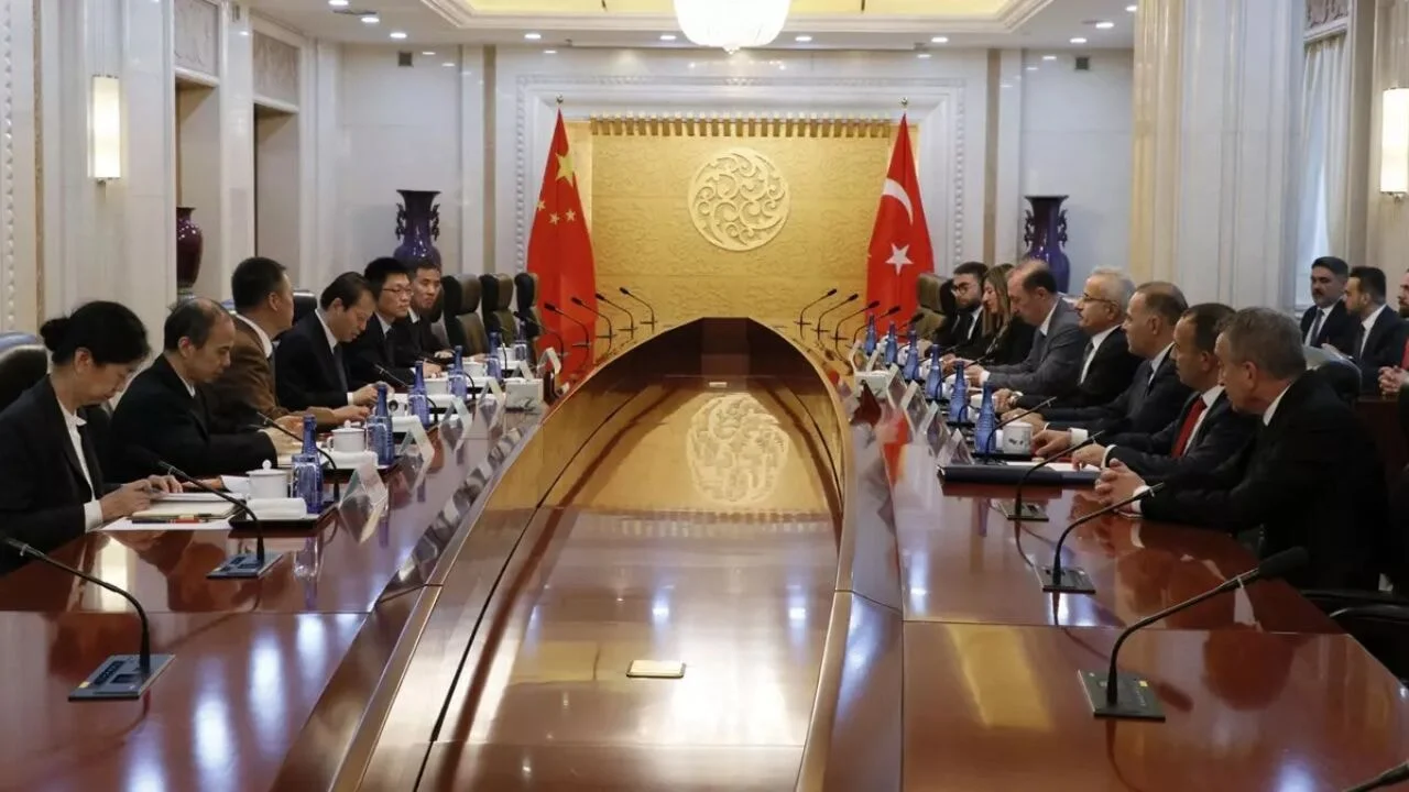 Çin ve Türkiye arasındaki tarihi buluşmadan limanlara uzanan işbirliği çağrısı