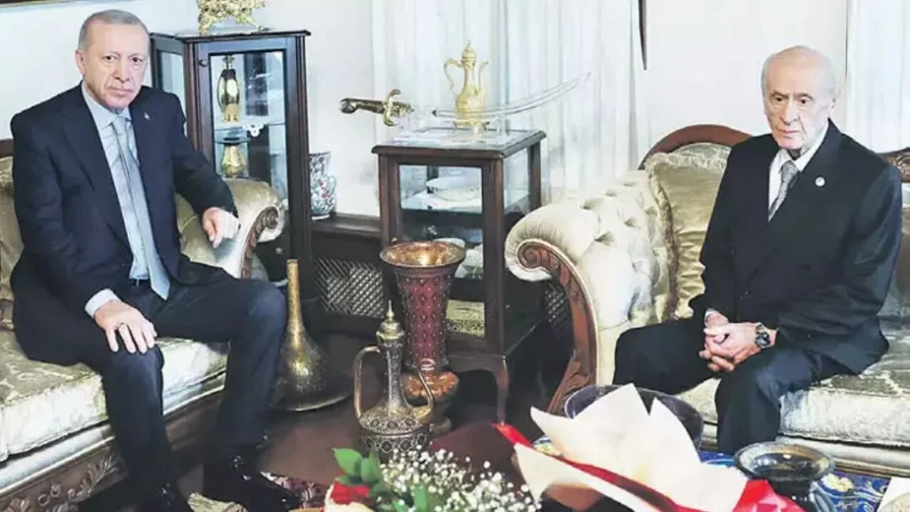 Cumhurbaşkanı Erdoğan, Bahçeli'yi evinde ziyaret etti: Ne mesaj verdi?