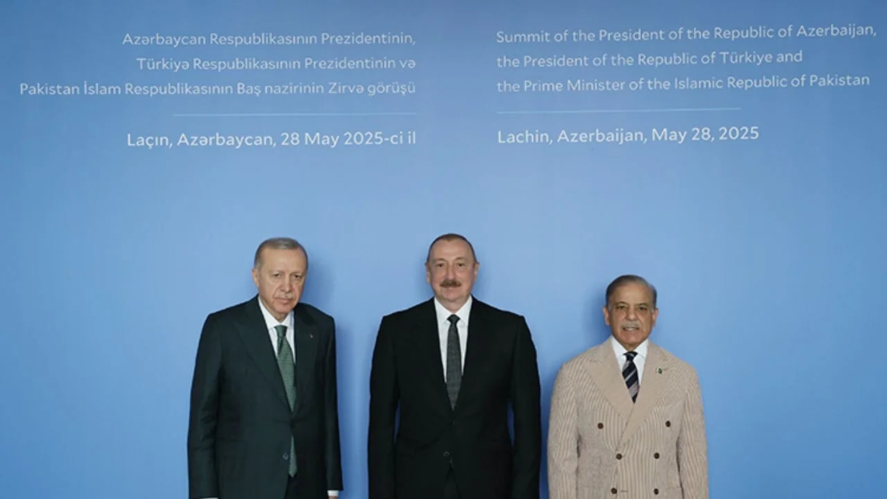 Cumhurbaşkanı Erdoğan'dan Türkiye, Azerbaycan, Pakistan paylaşımı