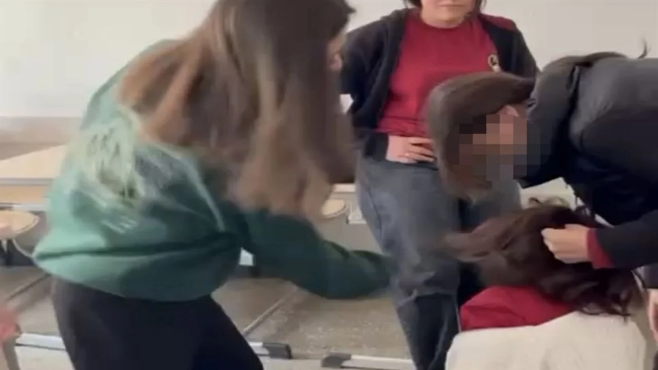 Elif'e akran zorbalığı: 7 öğrenci okuldan uzaklaştırıldı
