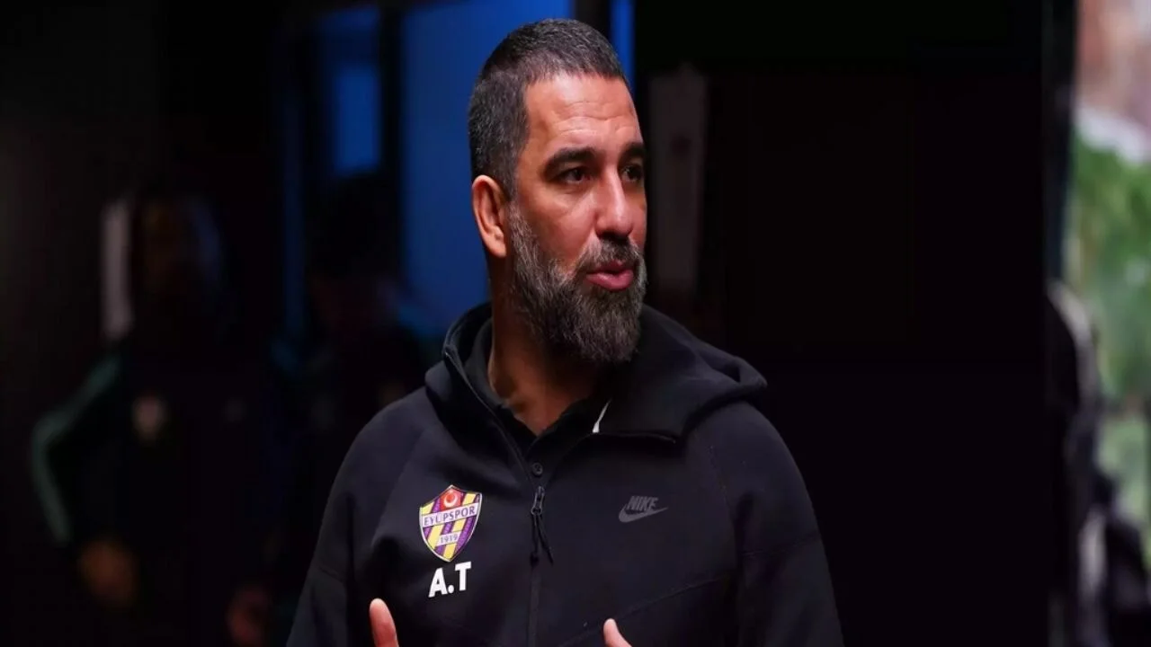 Eyüpspor'da Arda Turan Ukrayna yolcusu