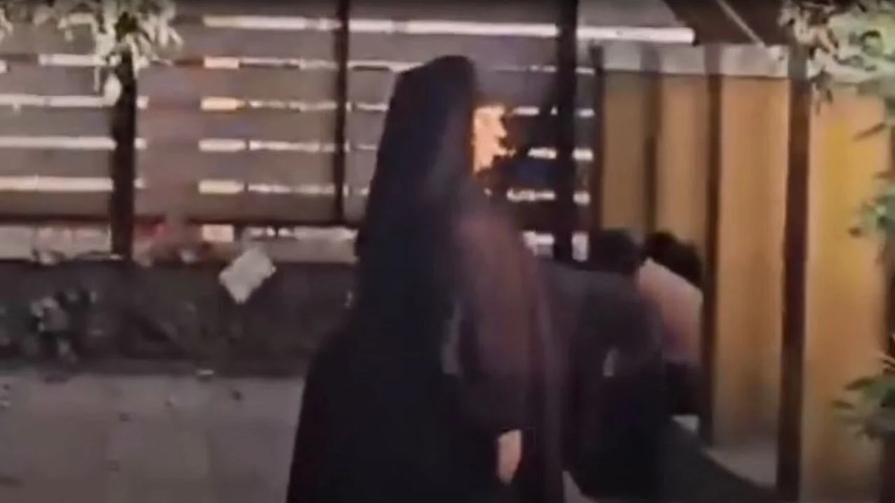 Hindistan'da Müslüman kadınların namaz kıldığı alana saldırı