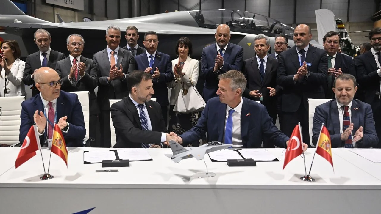 HÜRJET'e NATO yolu açıldı! TUSAŞ'tan tarihi imza