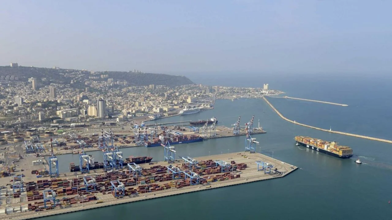 Husiler'den İsrail'in Hayfa Limanı'na yönelik deniz ablukası hamlesi