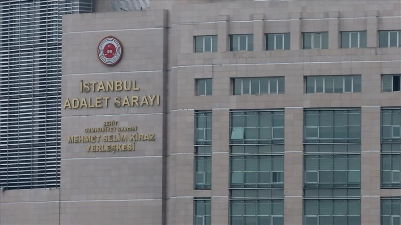 İBB'ye büyük operasyon: Belediye bürokratlarına darbe! 25 şüpheli cezaevine gönderildi