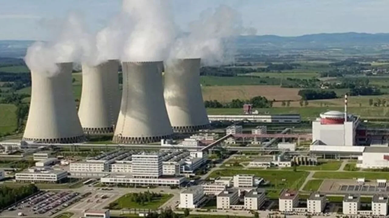 İran'dan ABD'nin nükleer beklentisine cevap: ''Müzakereleri durdurur''