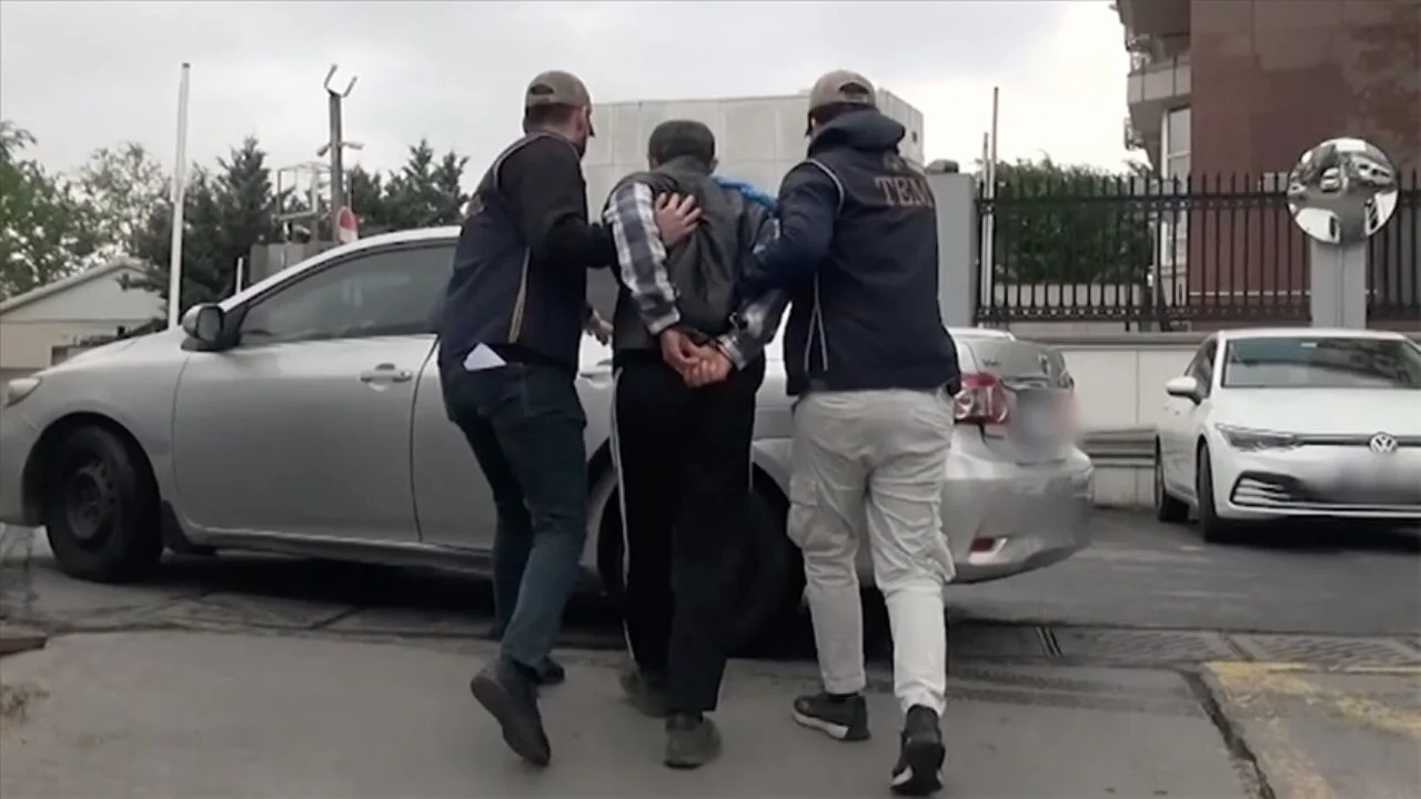İsrail'in İstanbul Başkonsolosluğu yakınında havaya ateş açan şüpheli tutuklandı