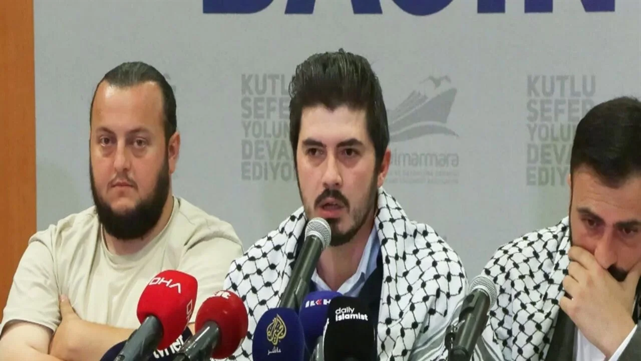 İsrail'in saldırısına uğrayan 'Vicdan Gemisi' hakkında açıklama