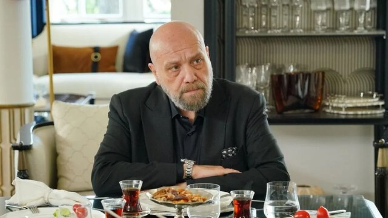 Kızılcık Şerbeti 101. bölümde bıçaklı saldırı! Canlı izle