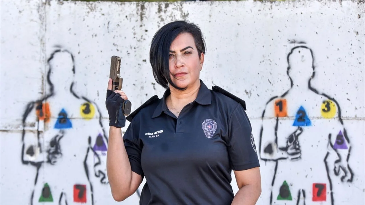 Komiser Nisa'dan polislere '12'lik' eğitim