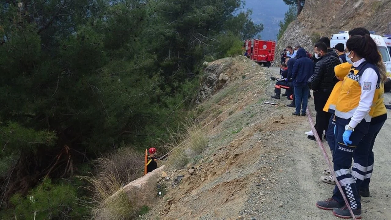 Konya'da kayıp öğretmen faciası: 100 metrelik uçurumda bulundu