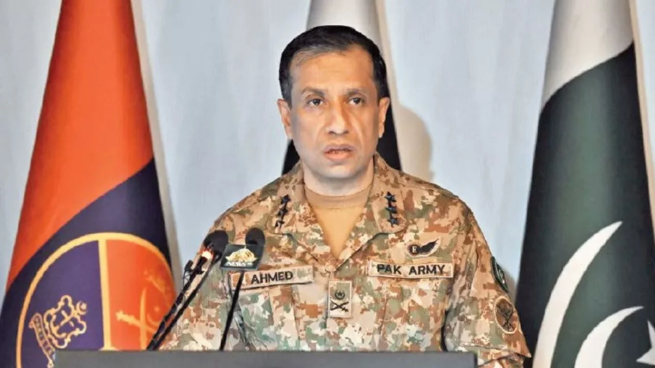 Pakistan Ordusu: Hindistan füzelerle saldırdı