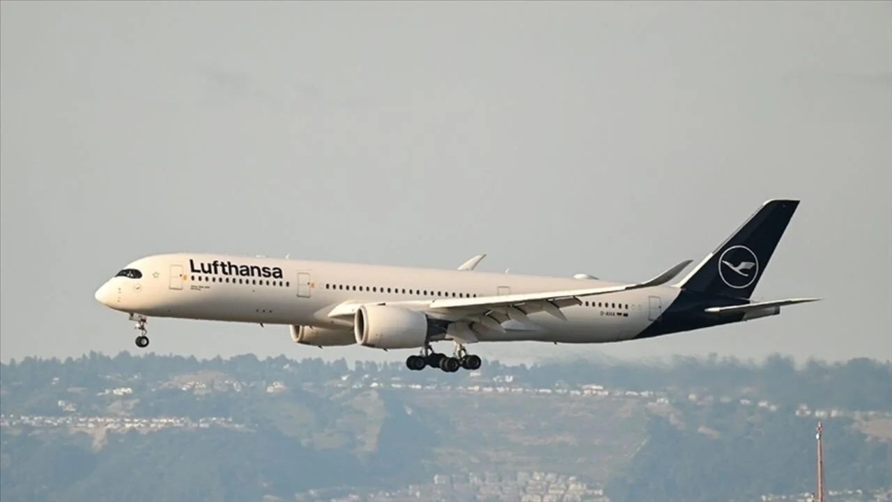 Pilot bayıldı, uçak 10 dakika pilotsuz uçtu!