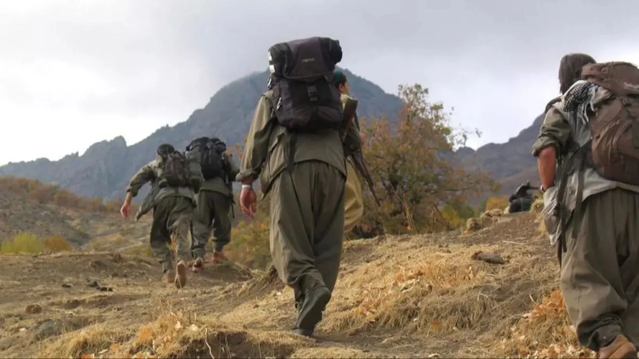 PKK kendini feshettiğini silah bıraktığını duyurdu!