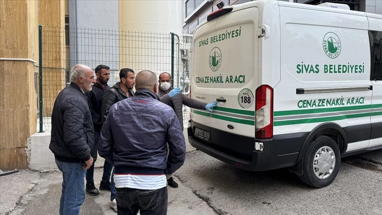Sivas'ta kırsal bölgede KKKA paniği! Kene ısırması ölümle sonuçlandı