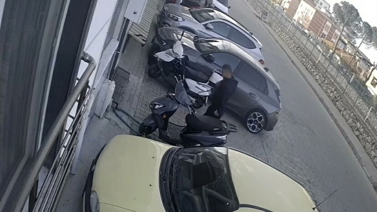 Şüpheli itfaiyecinin yeni görüntüleri ortaya çıktı
