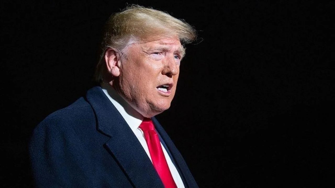 Trump'tan Putin'e sert mesaj: Ateşle oynuyor