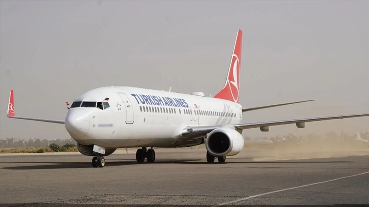 Türk vatandaşları Trablus'tan ayrılmaya başladı