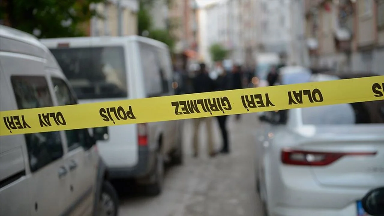 Adana'da kanlı olay: 15 yıllık düşman bıçakla öldürüldü