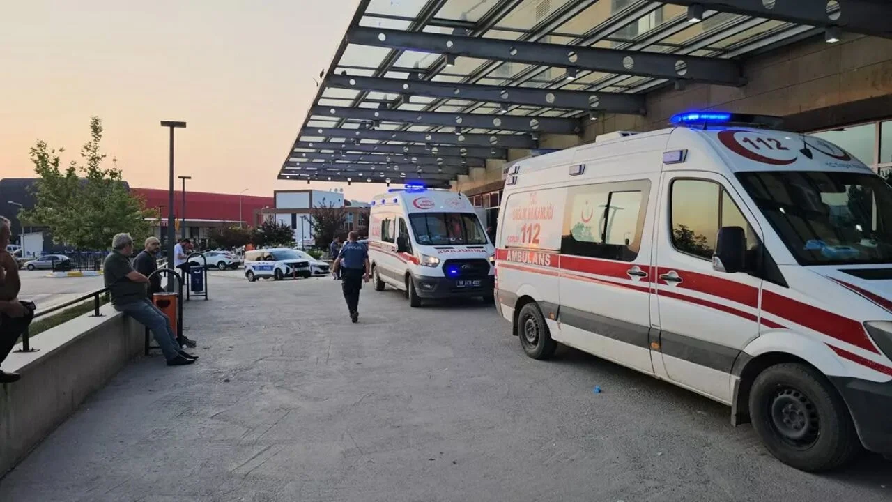 Çankırı'da aileler çatıştı: Muhtar olay yerinde can verdi