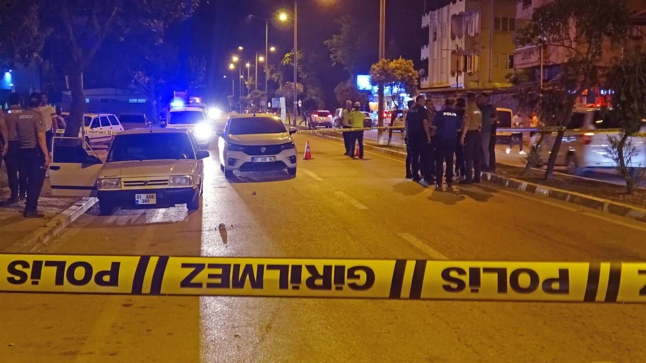 Ceyhan'da gece yarısı infaz: Silahlı saldırganlar kaçtı
