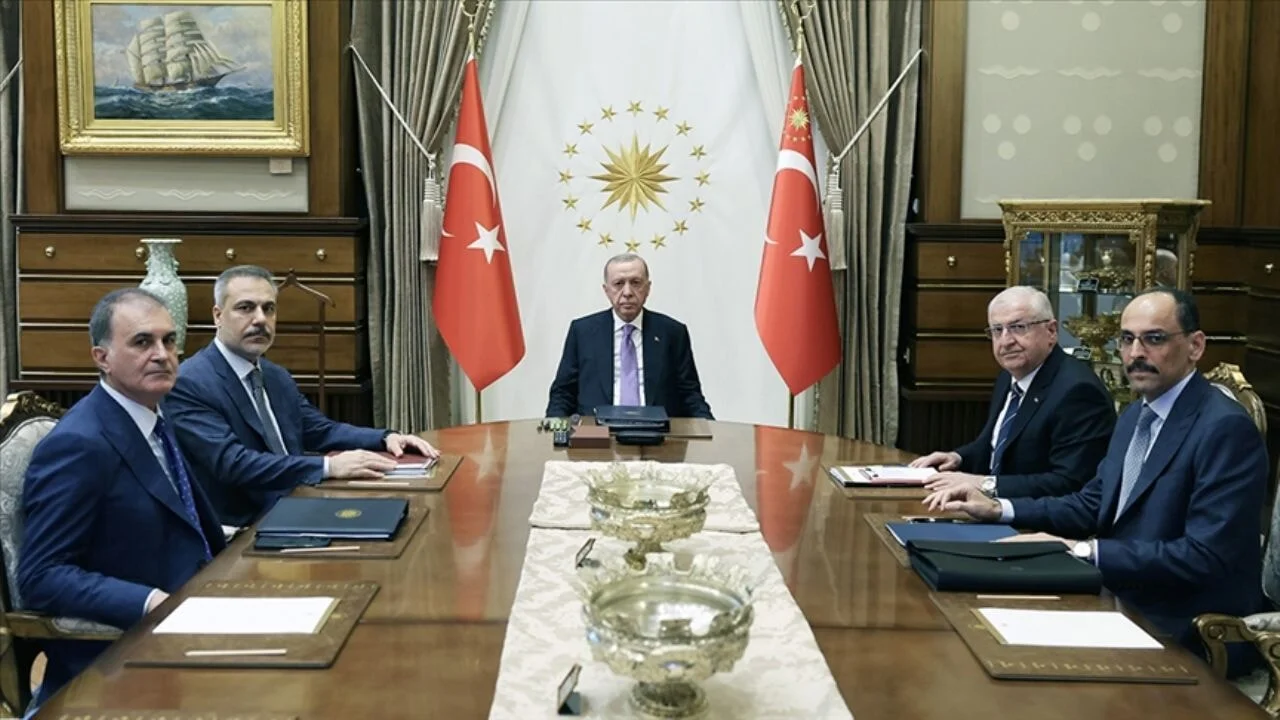 Cumhurbaşkanı Erdoğan başkanlığında güvenlik toplantısı