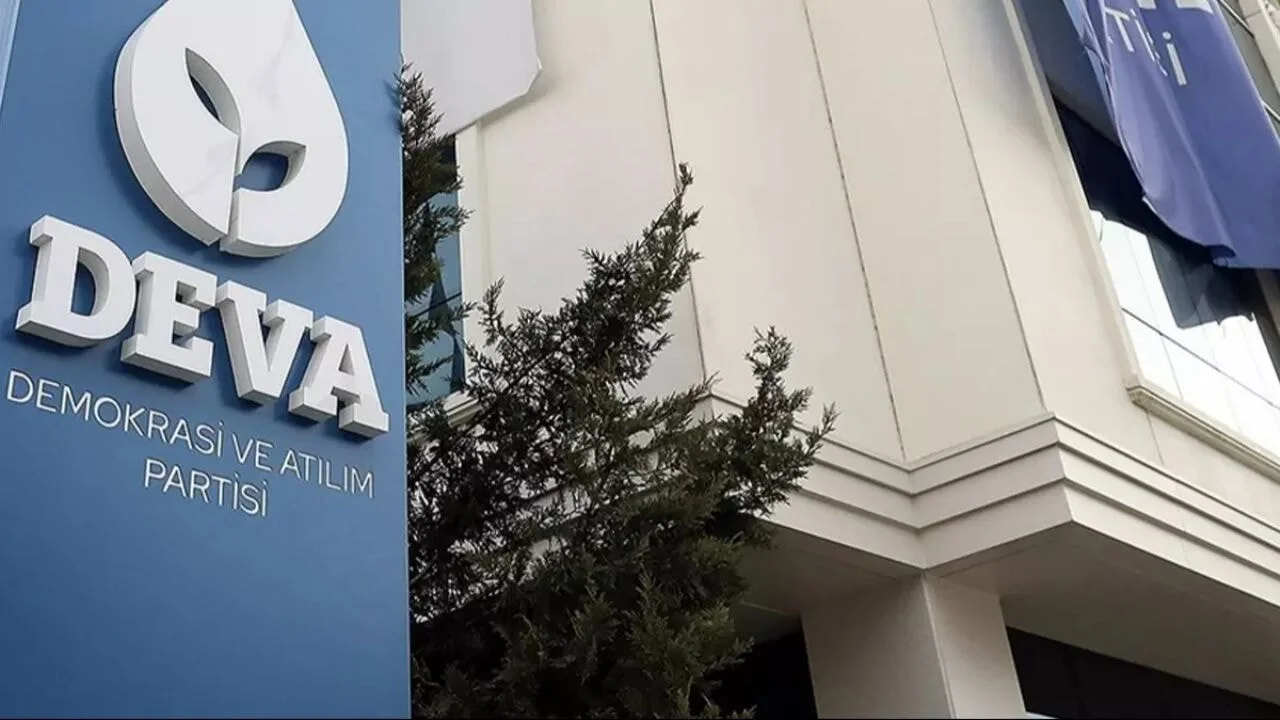 DEVA Partisi'nde sarsıntı: İki kurucu vekil istifa etti
