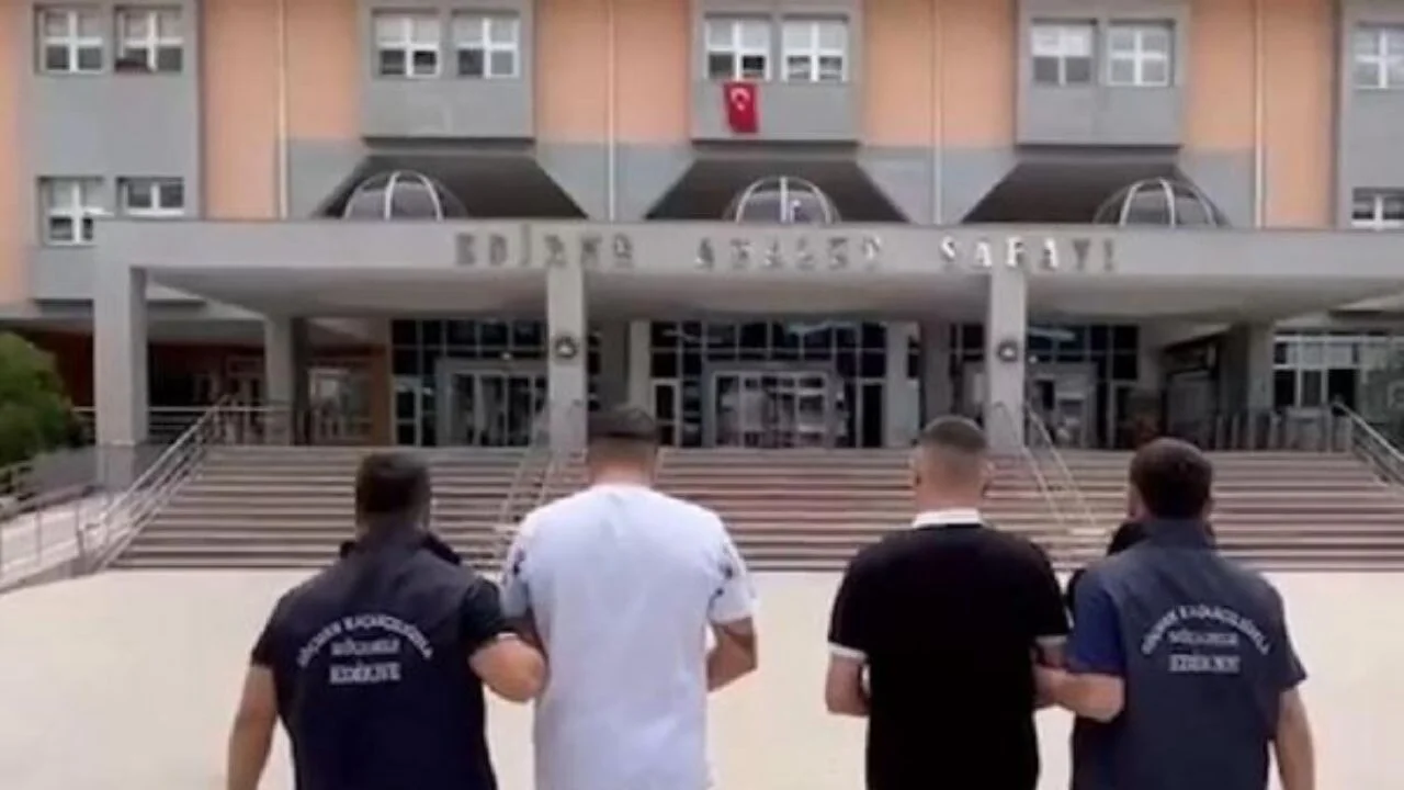 Edirne'de FETÖ operasyonu: 5 şüpheli yurt dışına kaçarken yakalandı