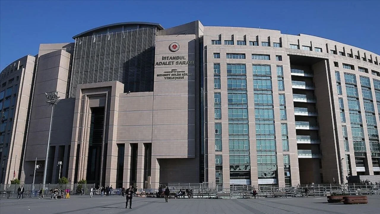 İBB yolsuzluk soruşturmasında 11 tahliye