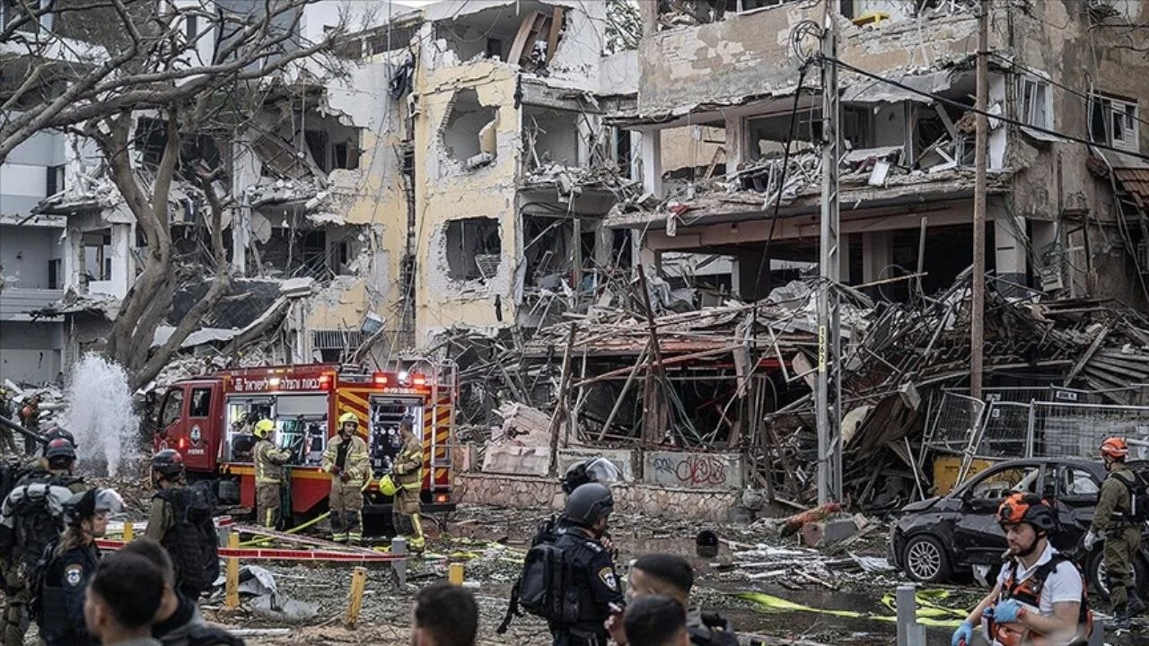İsrail'in yardım talebine İngiltere evet dedi, Fransa beklemede