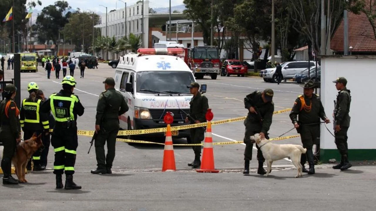 Kolombiya'da bombalı terör saldırısı: 40 yaralı, 8 ölü