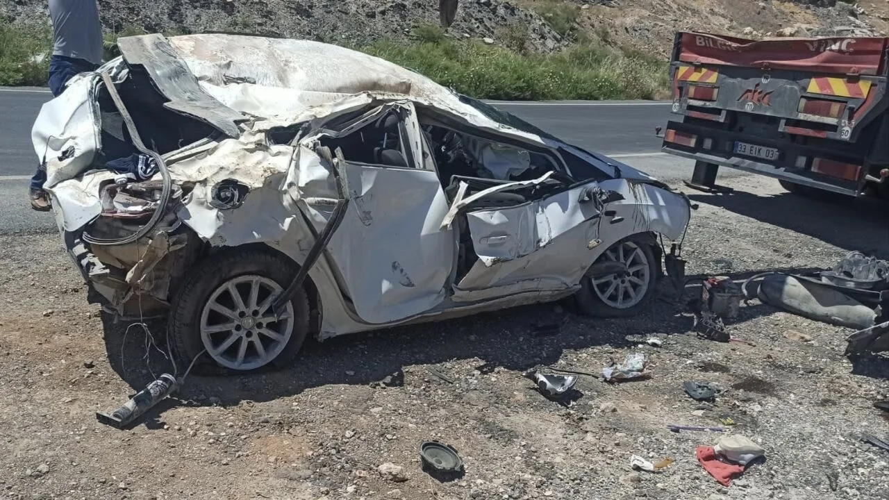 Mardin'de feci kaza: Otomobil devrildi, 17 yaşındaki genç öldü