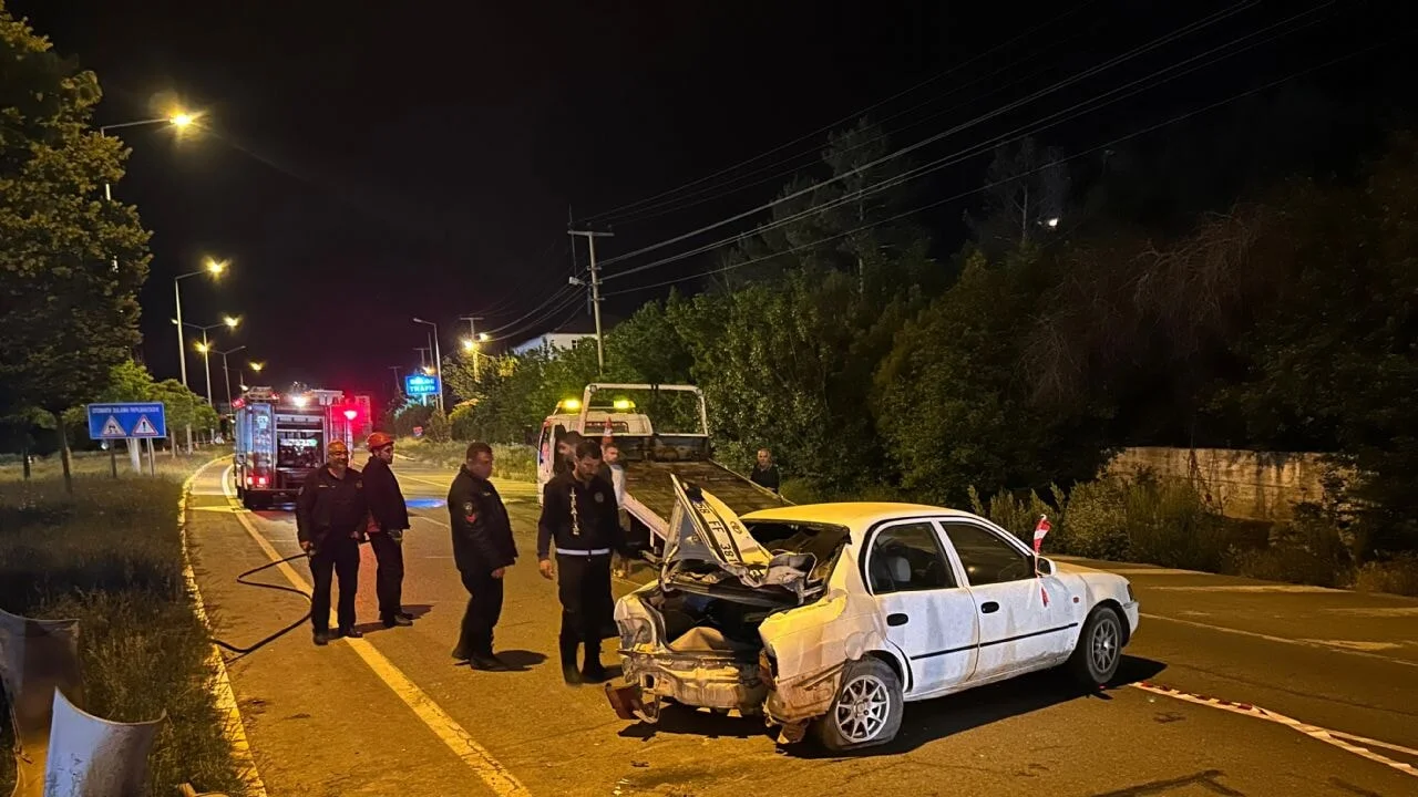 Sivas-Ankara yolunda kaza: Yol trafiğe kapatıldı