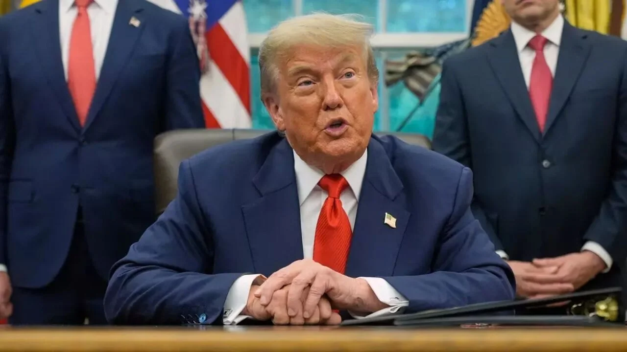 Trump'tan İran'a zeytin dalı: 'İşbirliği yaparlarsa yaptırımları kaldırırım'