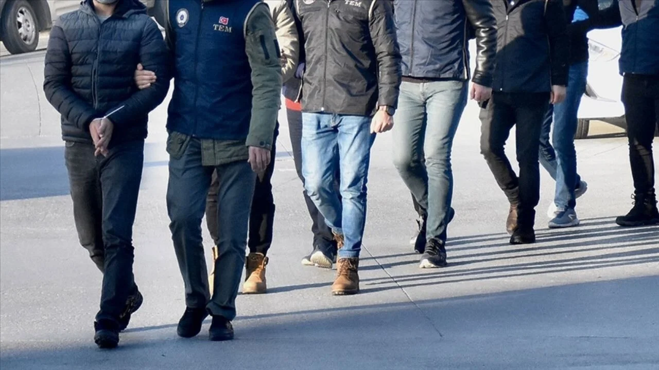 15 Temmuz'da 60 ilde dev FETÖ operasyonu: 371 şüpheliye gözaltı kararı