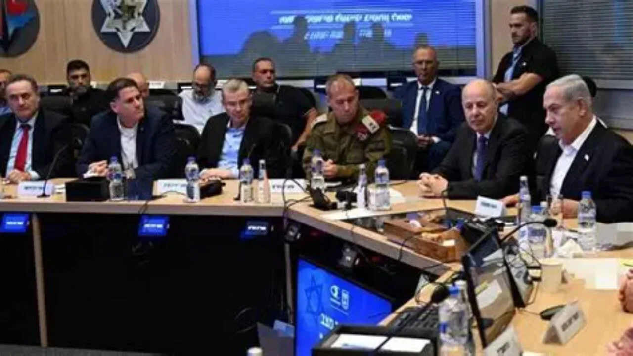 İsrail kabinesinde Gazze yardımı çatlağı: İstifa tehdidi