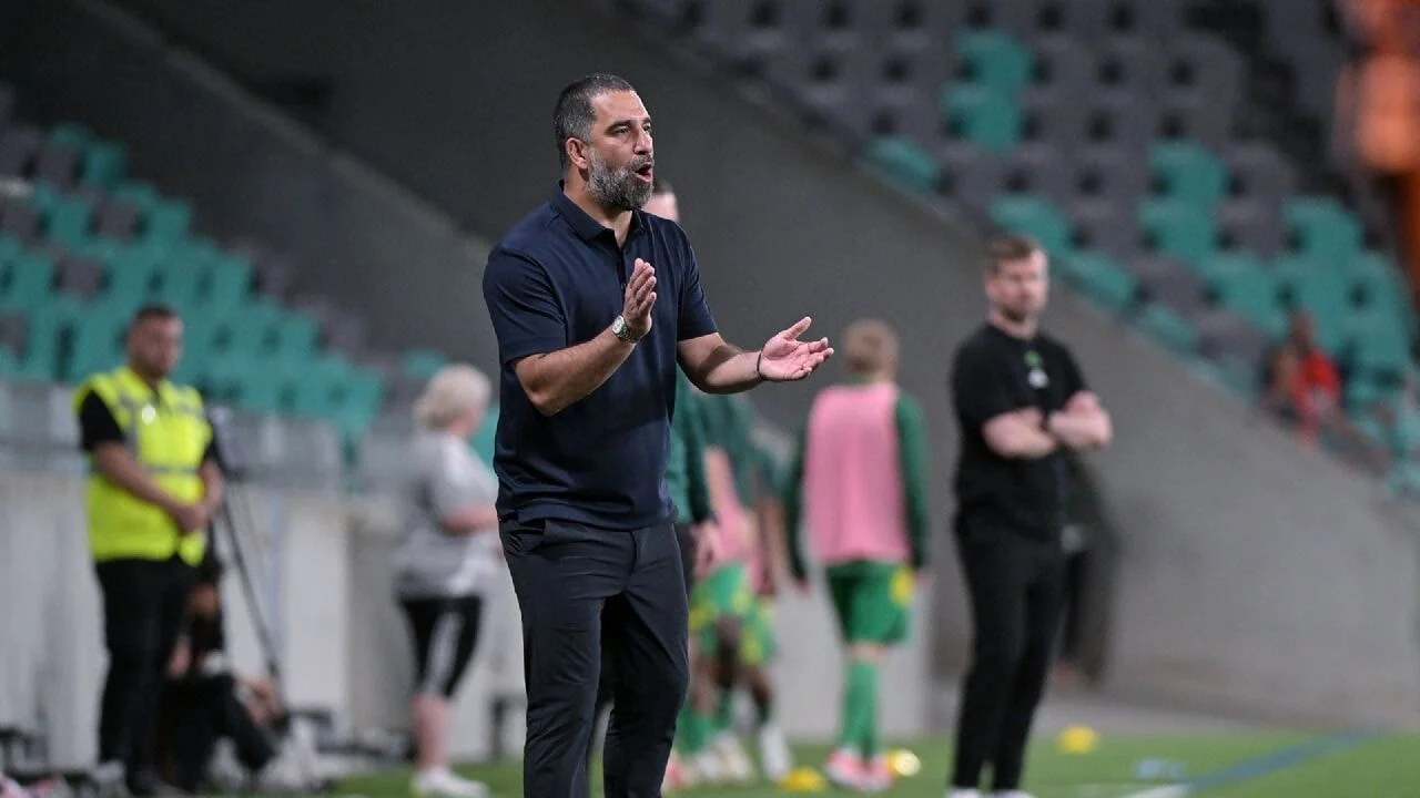 Arda Turan'lı Shakhtar ilk resmi maçını farklı kazandı