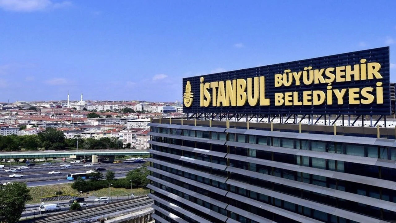 İBB'ye yeni dalga operasyonu