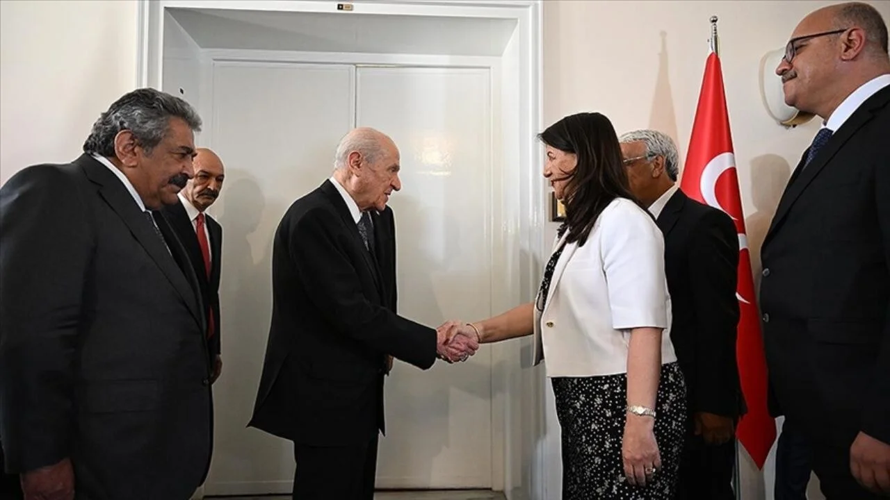 Bahçeli, DEM Parti heyetini kabul etti... 'Ben ahrazım'