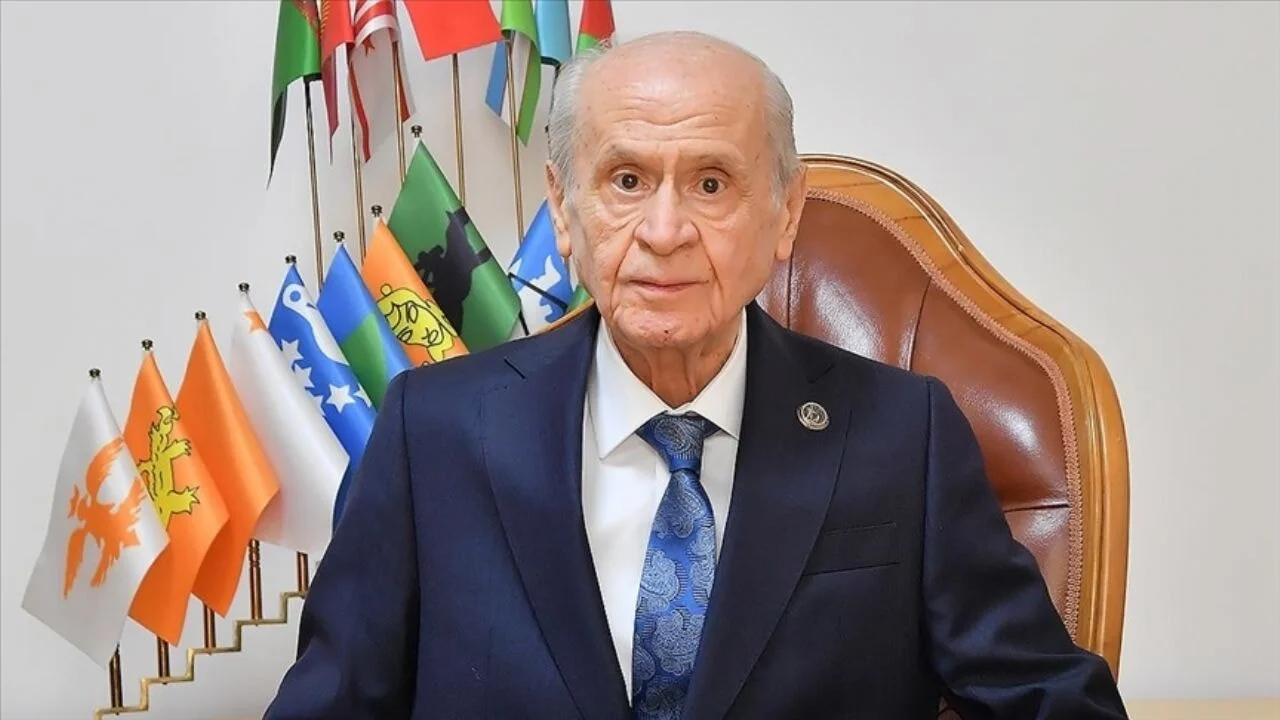 Bahçeli'den 'Alevi ve Kürt Cumhurbaşkanı Yardımcısı' yorumlarına tepki